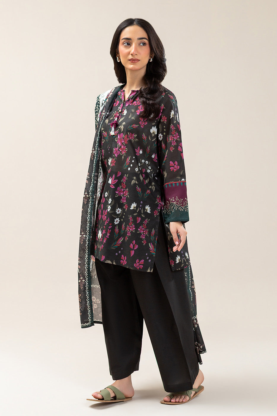 3 PIECE PRINTED LAWN SUIT (PRET)