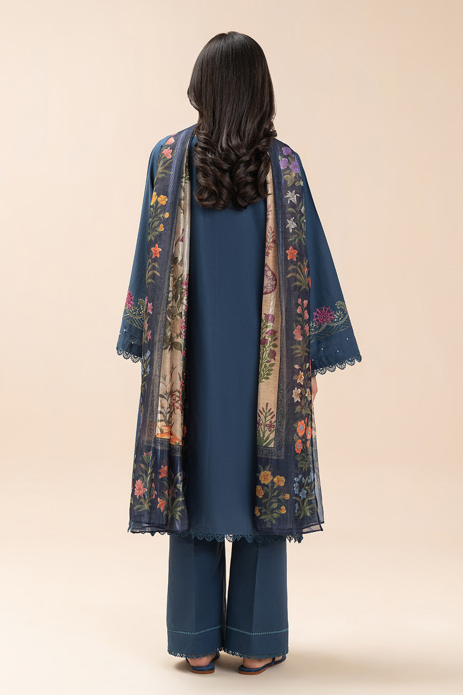 https://cdn.shopify.com/s/files/1/0488/9201/8848/files/BT12602UN004412_4.jpg?v=1778574958