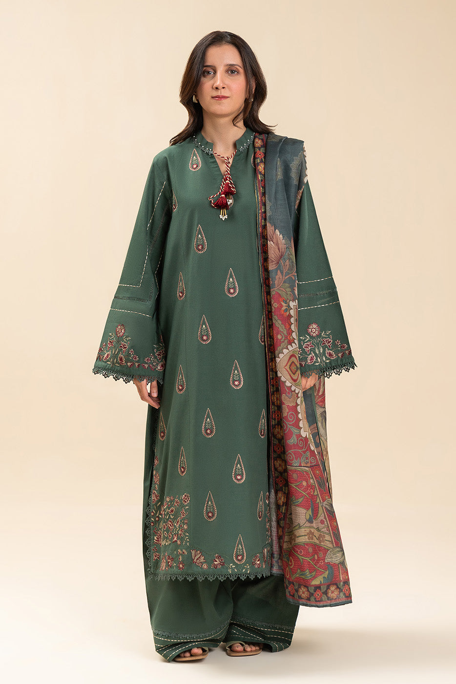 3 PICE EMBROIDERED LAWN SUIT-PAISLEY WHISPER (UNSTITCHED)