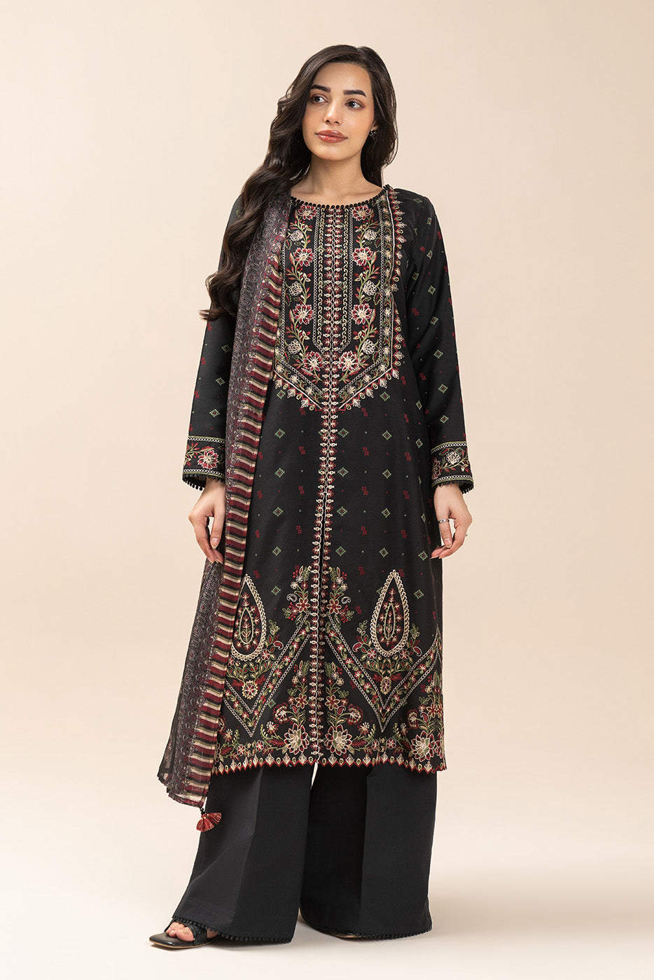 3 PIECE EMBROIDERED JACQUARD SUIT-SABLE GRACE (UNSTITCHED)