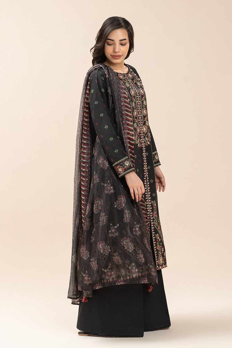 3 PIECE EMBROIDERED JACQUARD SUIT-SABLE GRACE (UNSTITCHED)