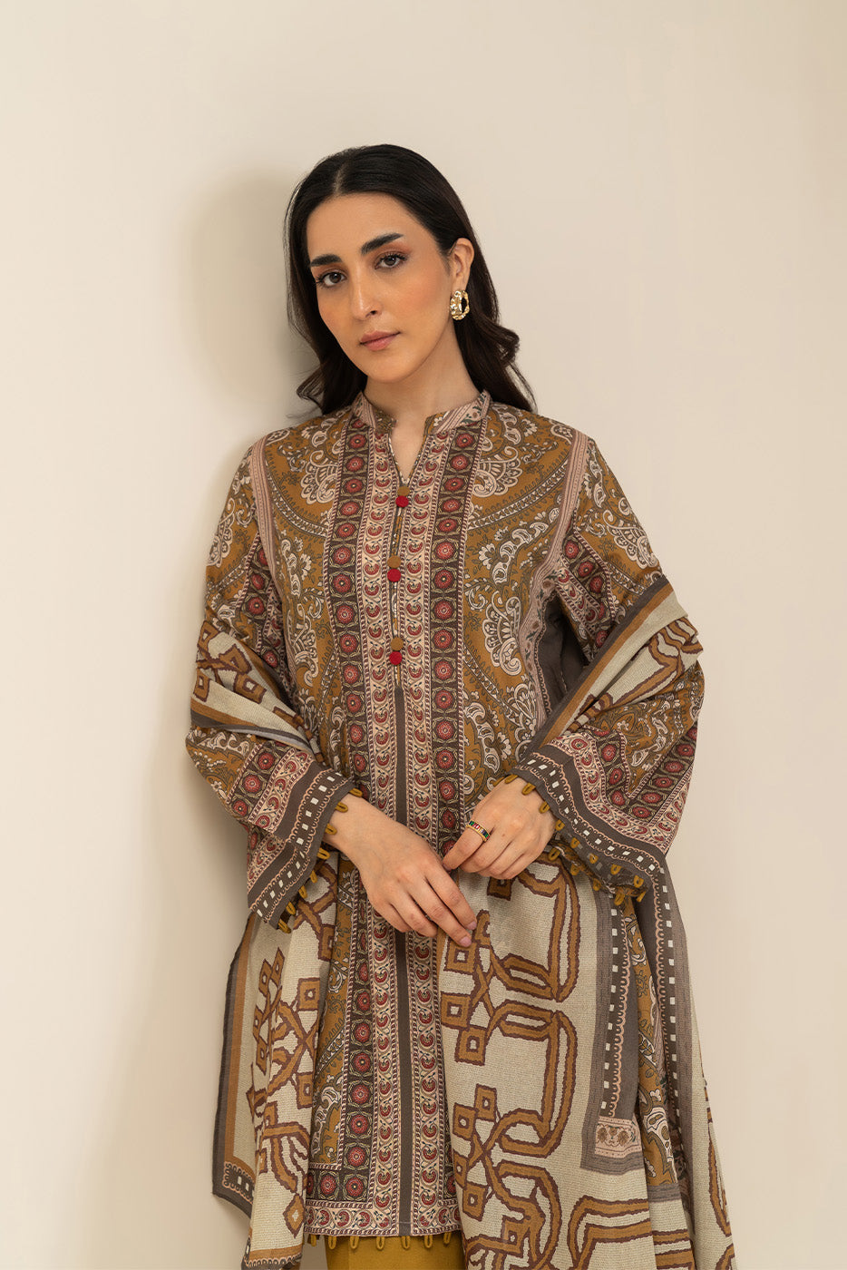 https://cdn.shopify.com/s/files/1/0488/9201/8848/files/BT12602UN004474_1.jpg?v=1773652886