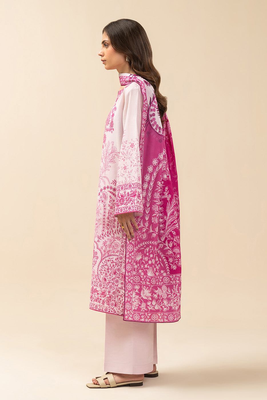 https://cdn.shopify.com/s/files/1/0488/9201/8848/files/BT12602UN004504_3.jpg?v=1776943182