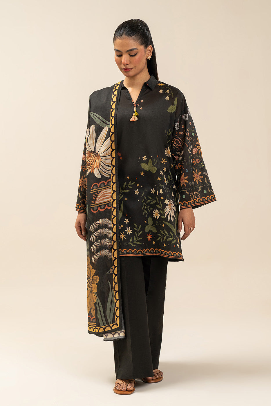 https://cdn.shopify.com/s/files/1/0488/9201/8848/files/BT12602UN004520_2.jpg?v=1774609036