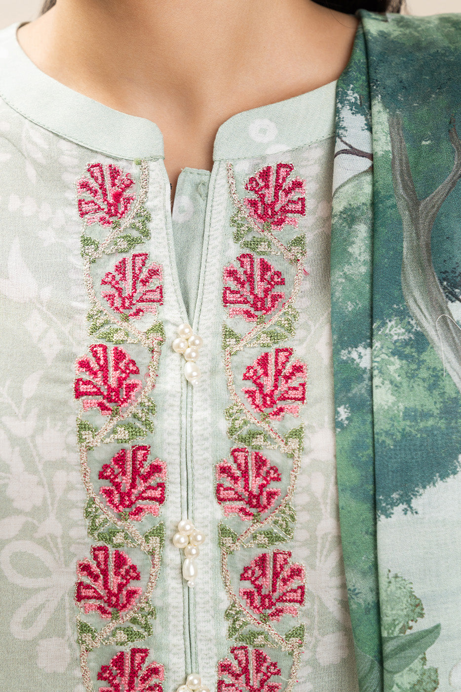 3 PIECE EMBROIDERED LAWN SUIT-OCEANIC LUXE (UNSTITCHED)