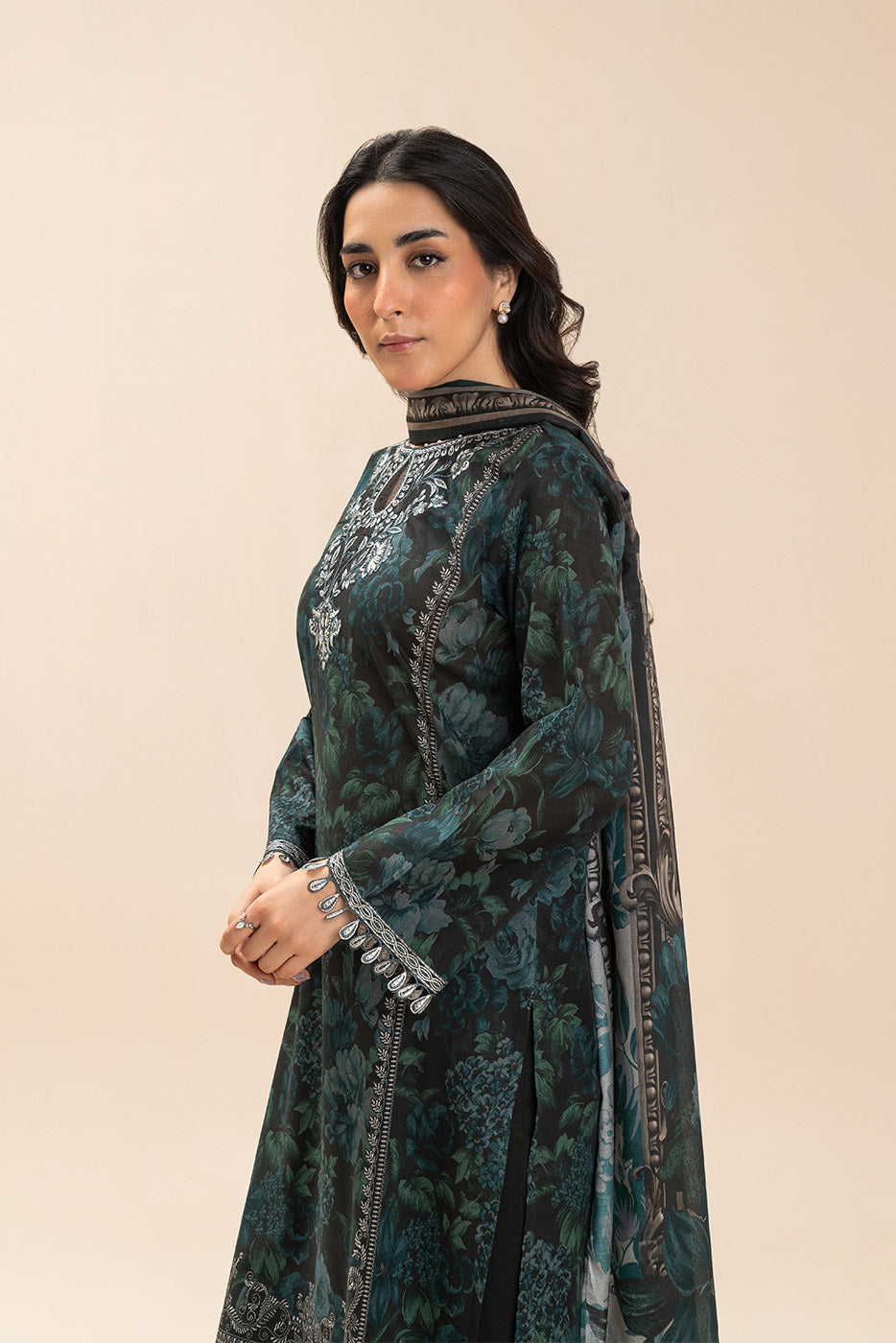 3 PIECE EMBROIDERED LAWN SUIT-INDIGO VERDENT (UNSTITCHED)