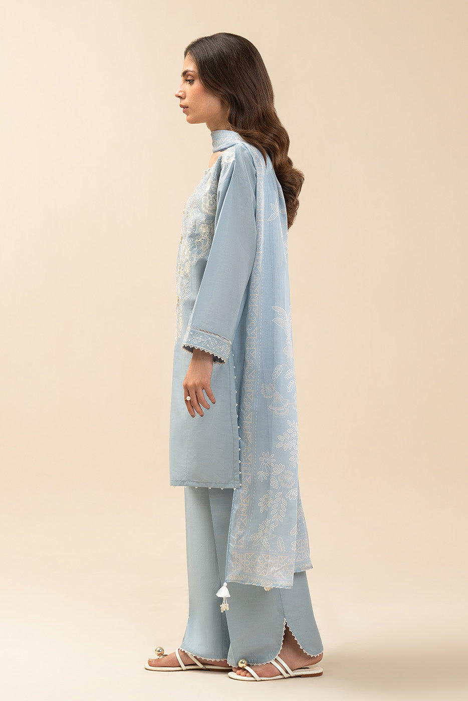 3 PIECE EMBROIDERED LAWN SUIT-SERENITY BLUE (UNSTITCHED)