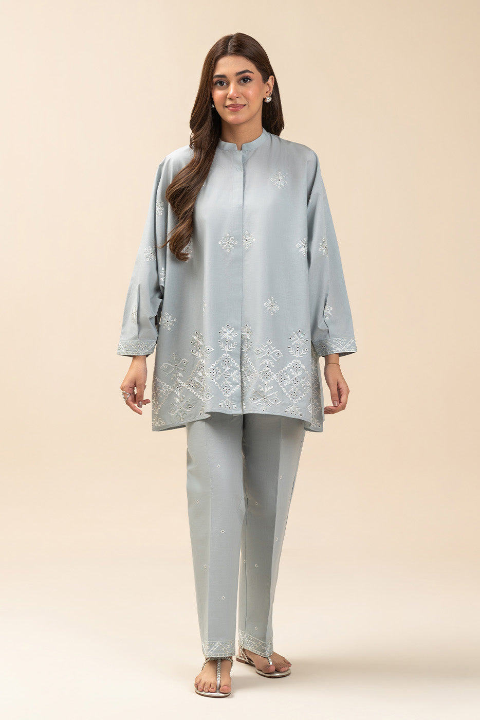 https://cdn.shopify.com/s/files/1/0488/9201/8848/files/BT12603UN004750_2.jpg?v=1777383773