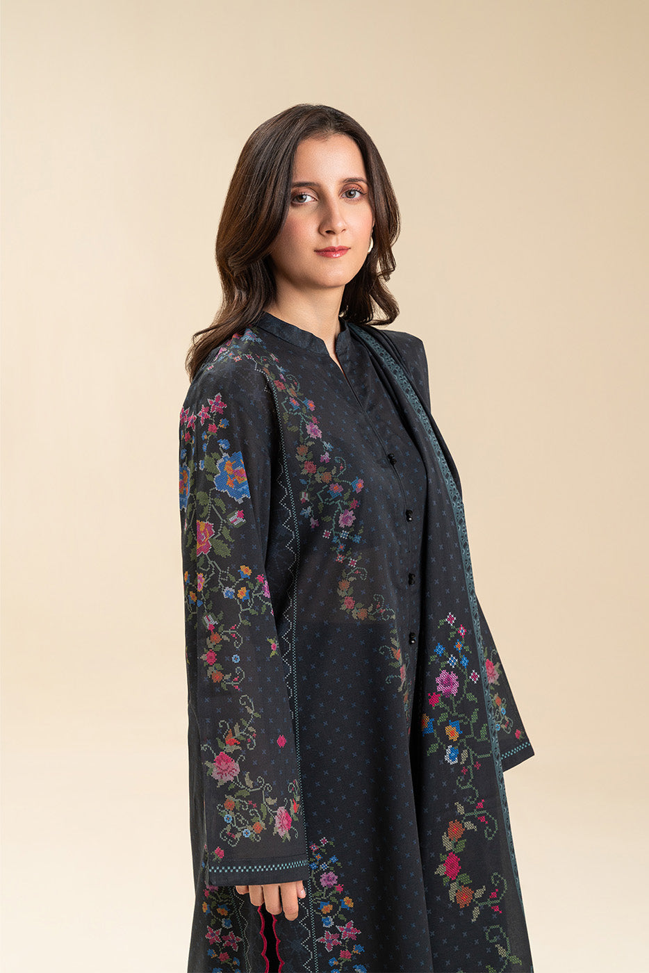 3 PICE PRINTED LAWN SUIT-DARK MYSTERY (UNSTITCHED)