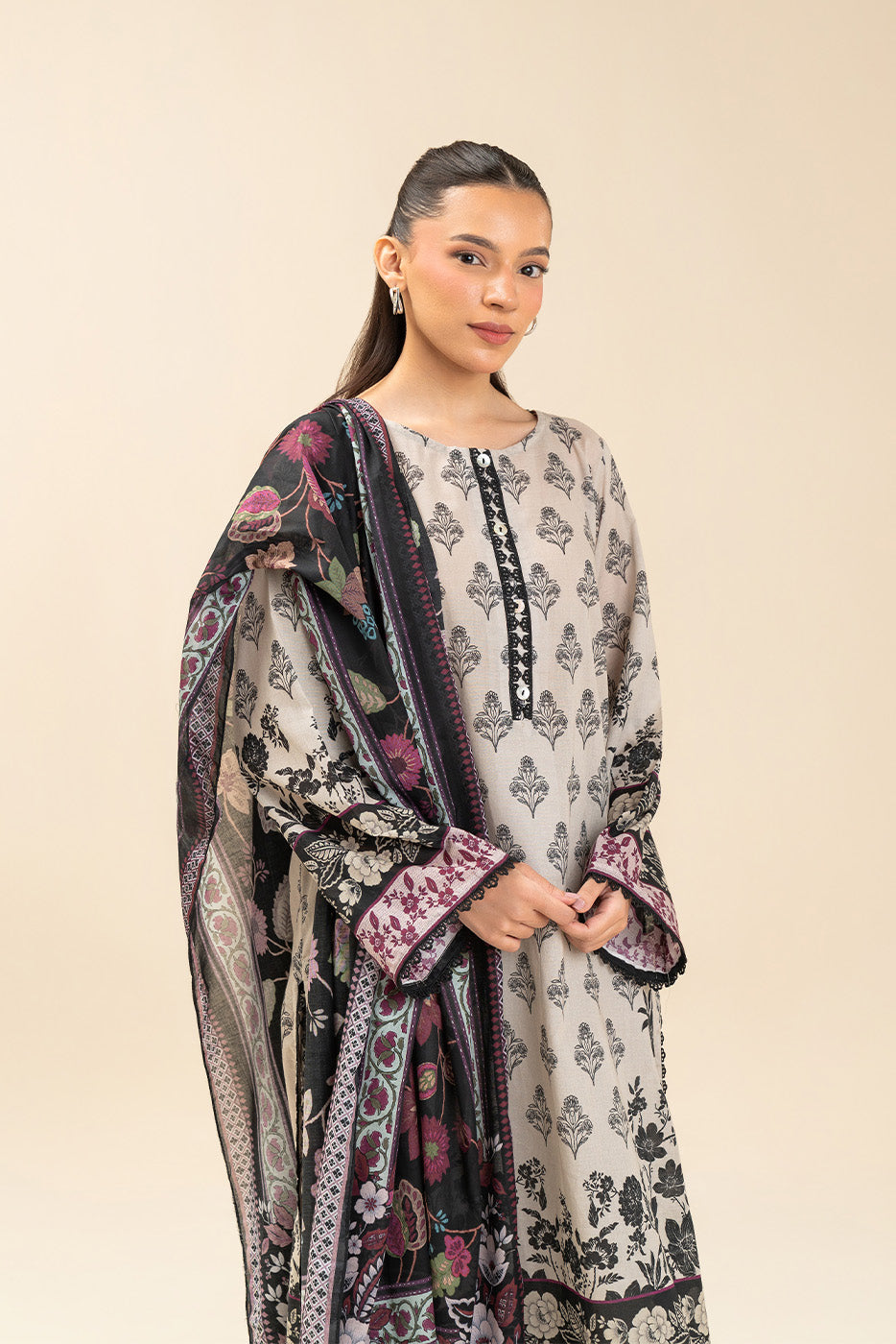 3 PIECE PRINTED LAWN SUIT-WHIMSICAL FLORET (UNSTITCHED)