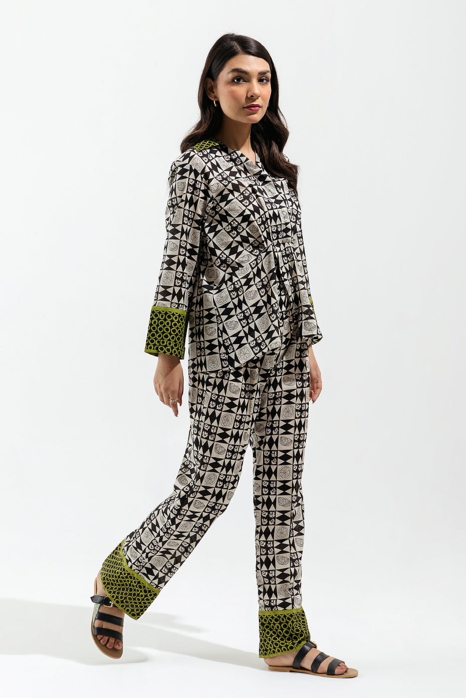 2 Piece - Printed Lawn Suit - Geometric Maze