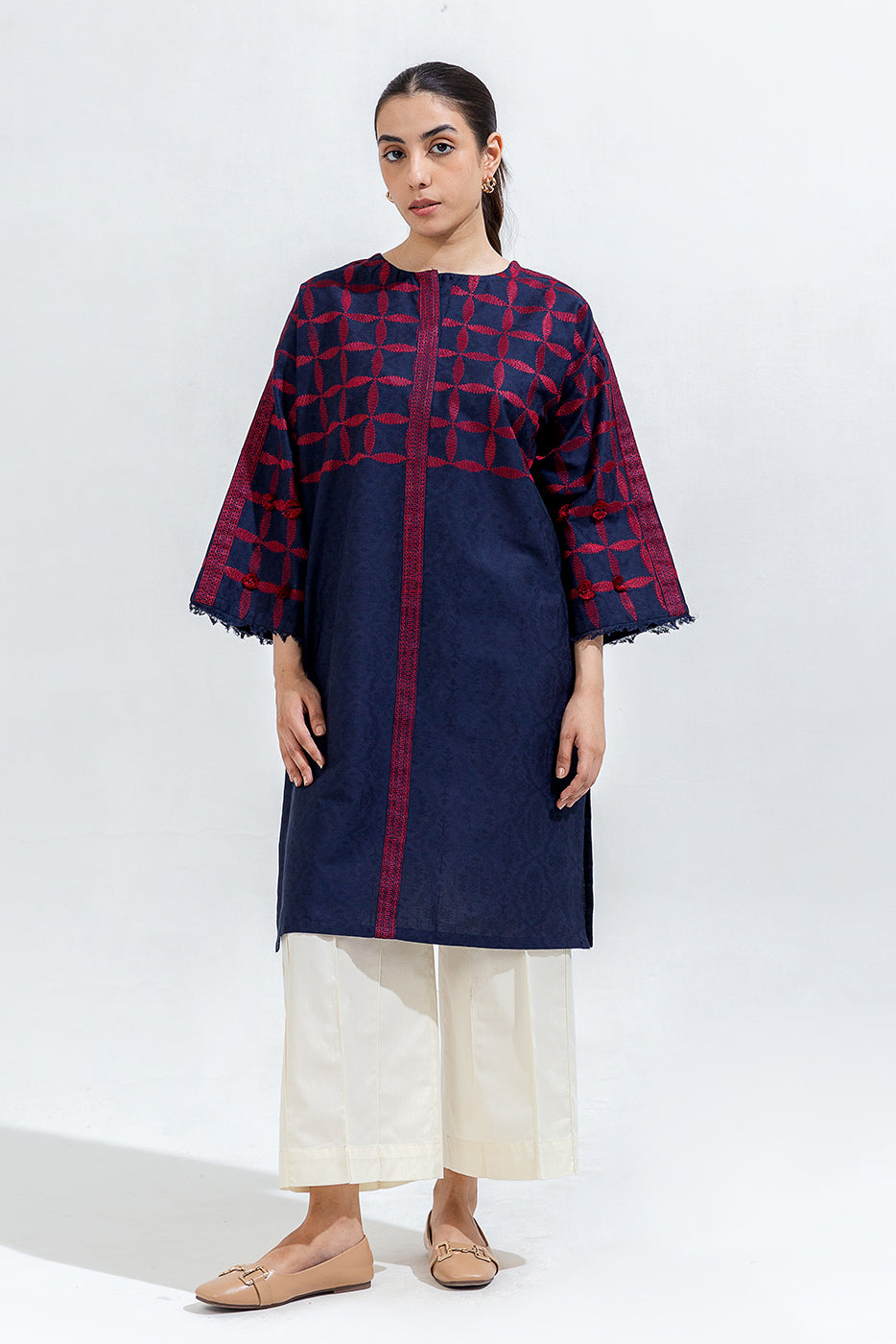 Embroidered Cambric Jacquard Shirt (Pret)