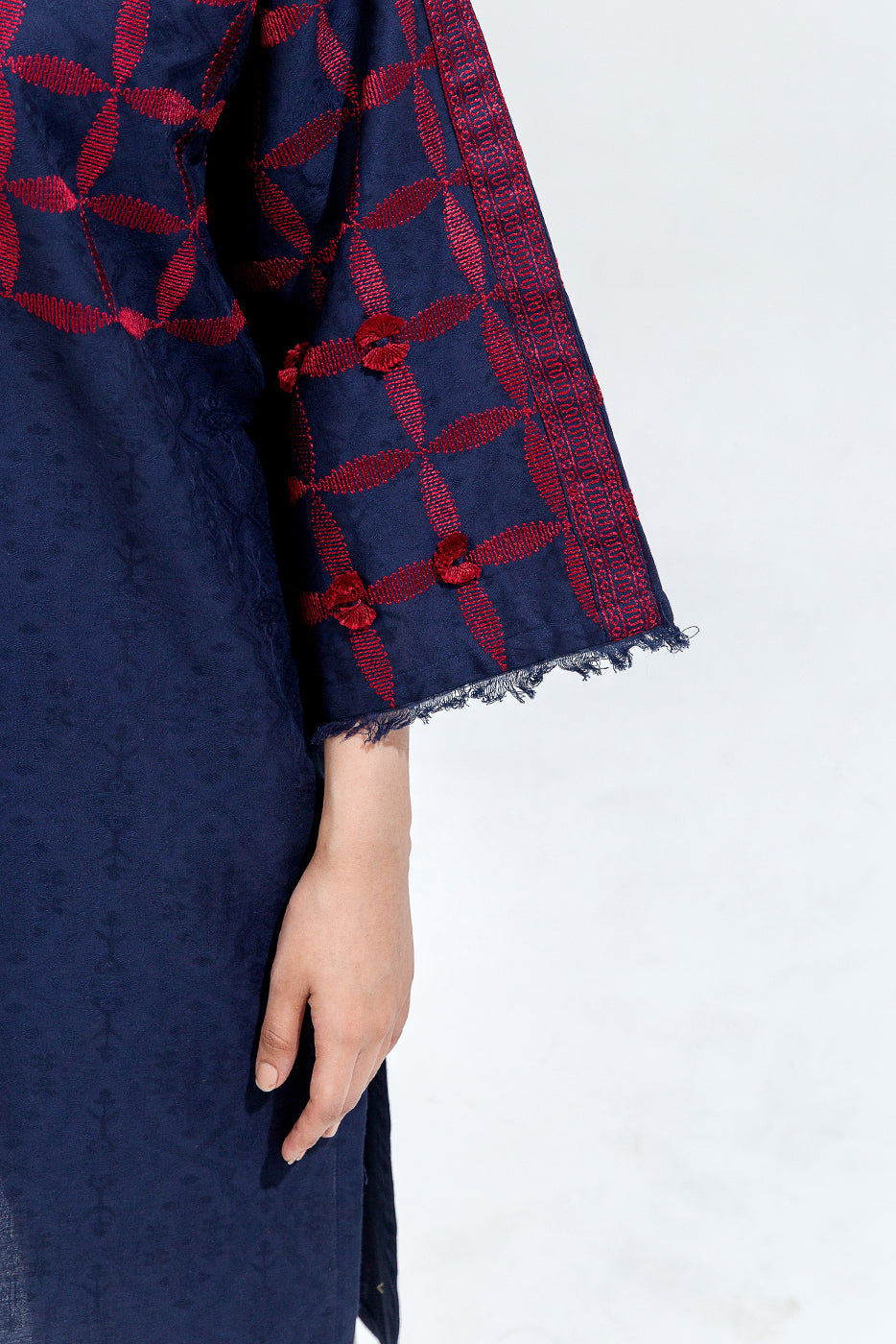 Embroidered Cambric Jacquard Shirt (Pret)