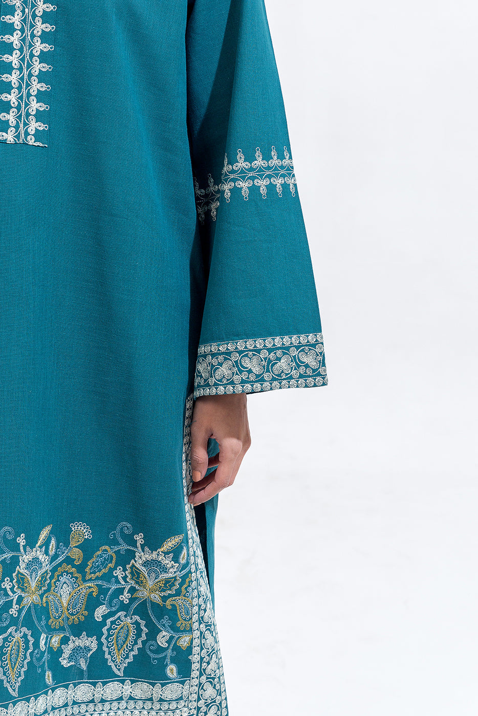 2 Piece Embroidered Khaddar Suit (Pret)