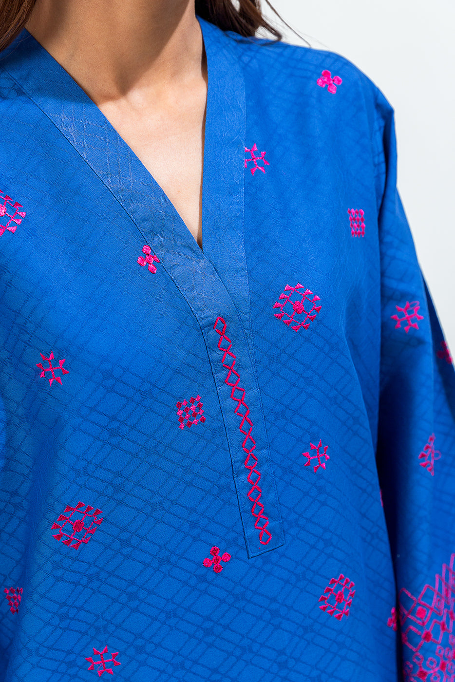 2 Piece Embroidered Cambric Jacquard Suit (Pret)
