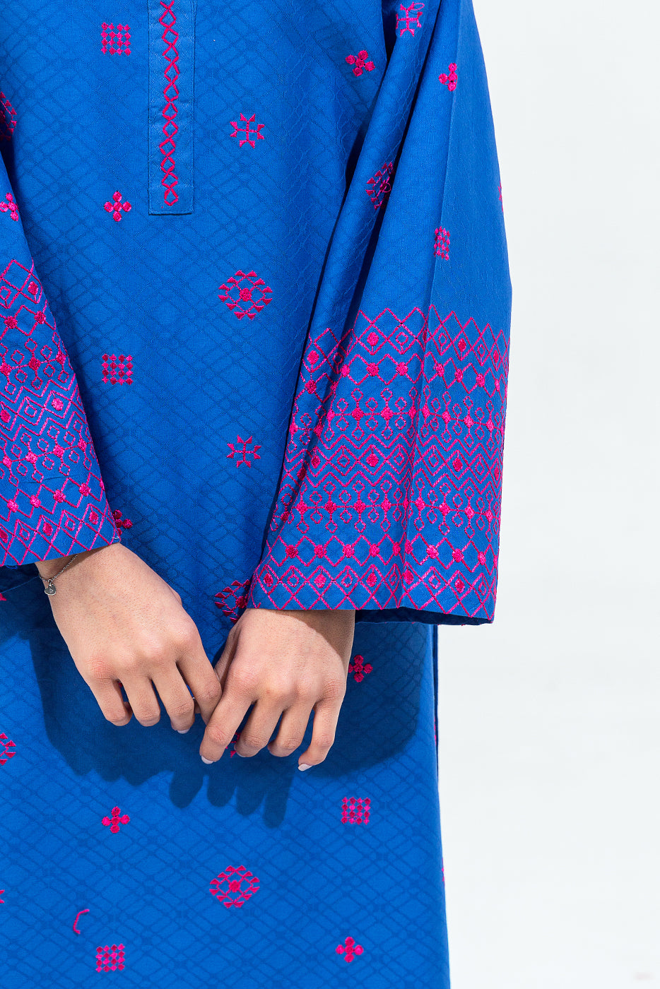 2 Piece Embroidered Cambric Jacquard Suit (Pret)