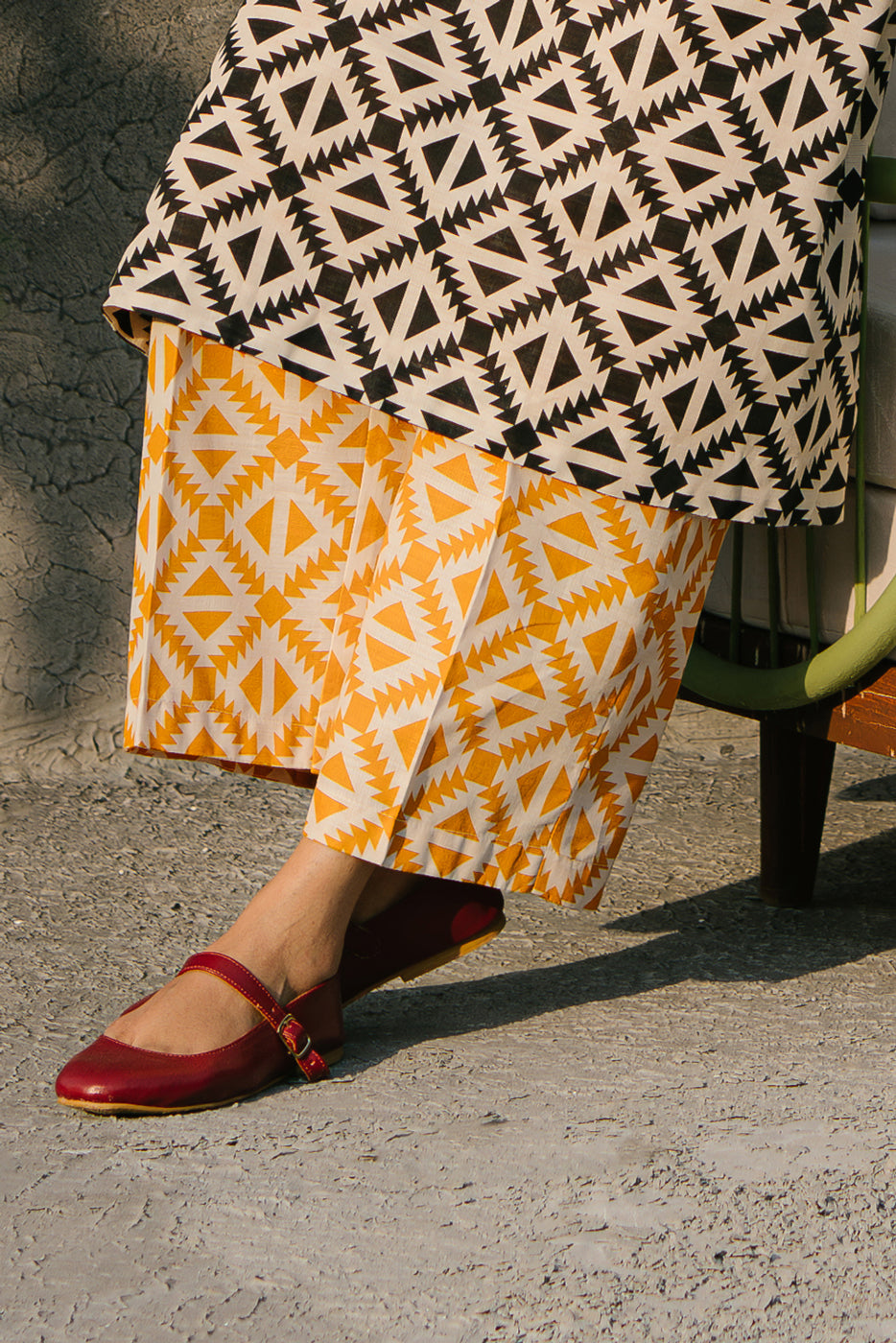 2 Piece Printed Khaddar Suit (Pret)