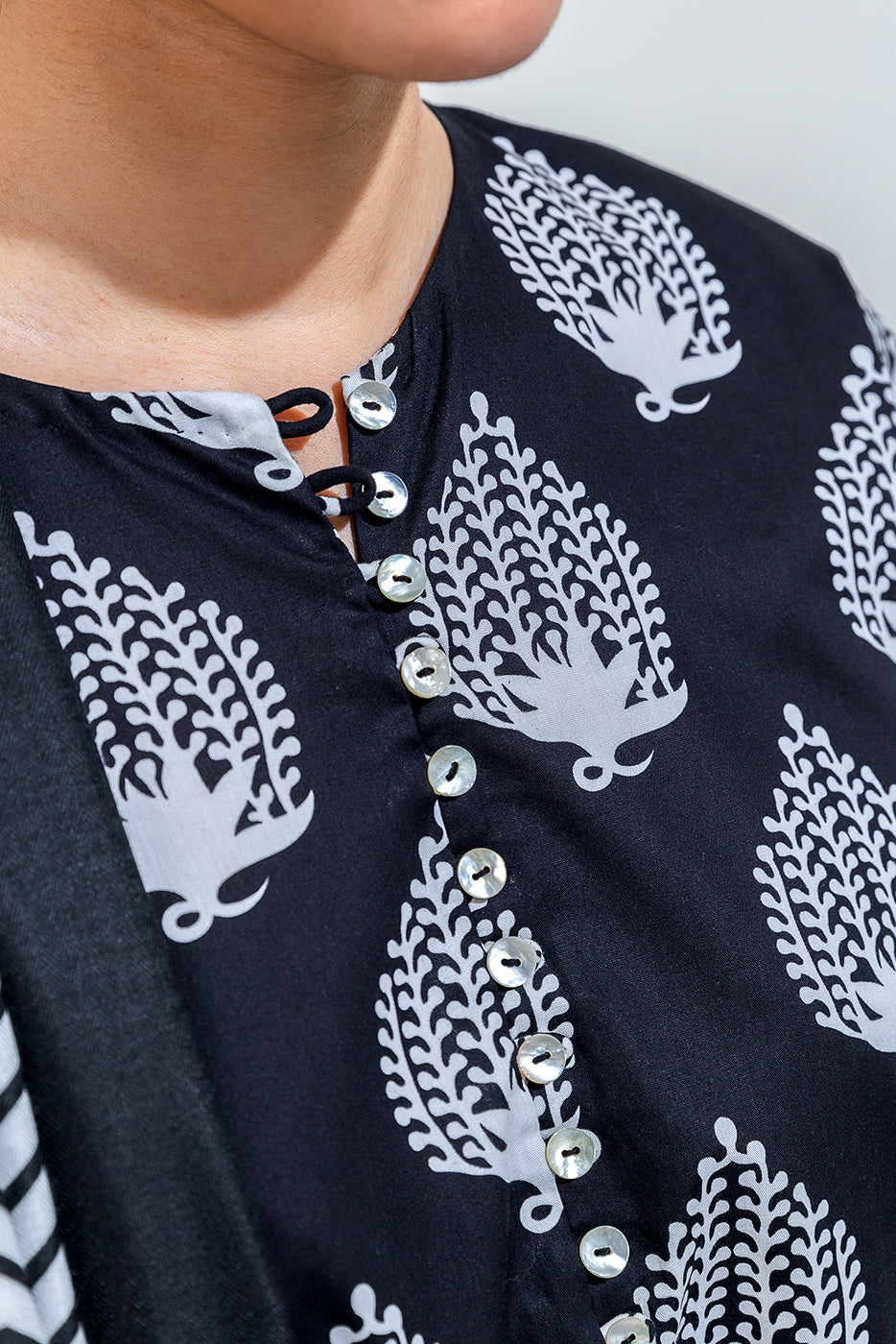 2 Piece Printed Cambric Suit (Pret)
