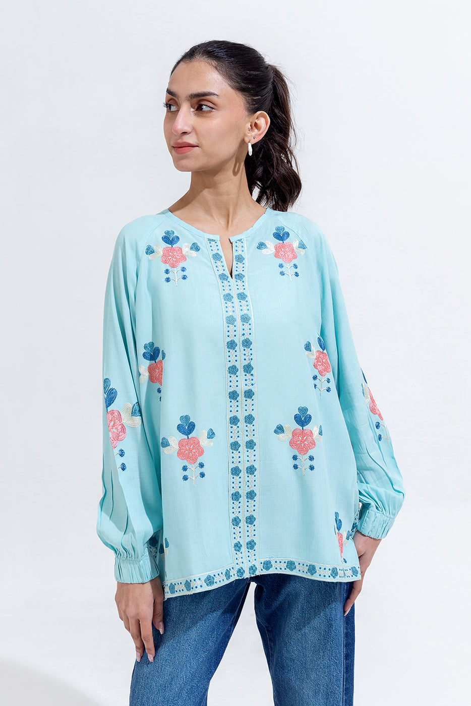 Embroidered Viscose Top (Pret)