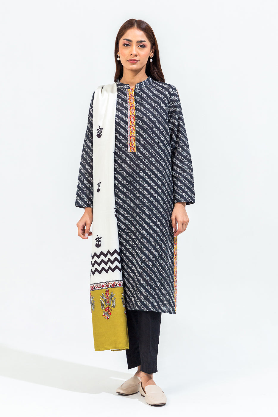 2 Piece Printed Khaddar Suit (Pret)