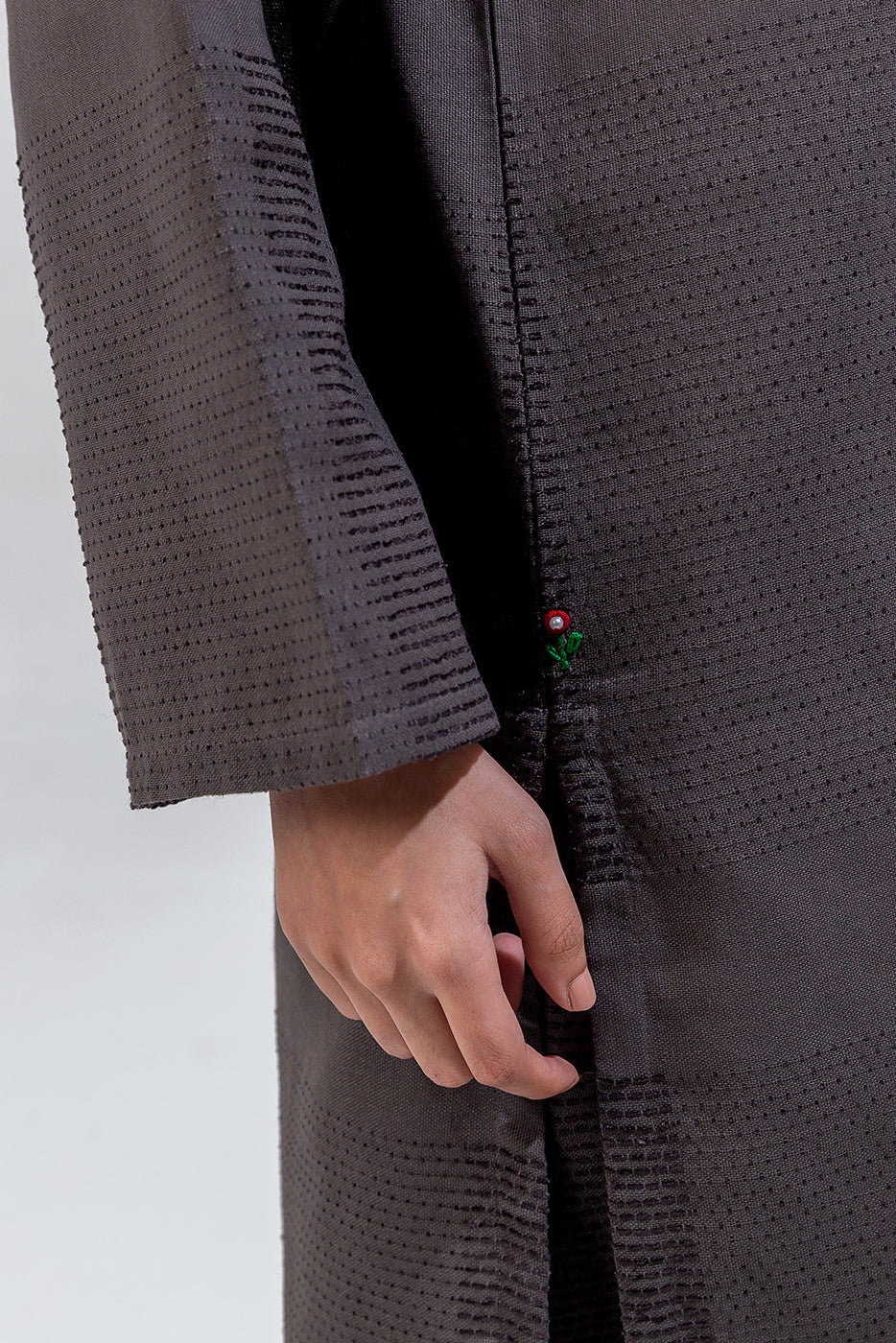 2 Piece Embroidered Yarn Dyed Suit (Pret)