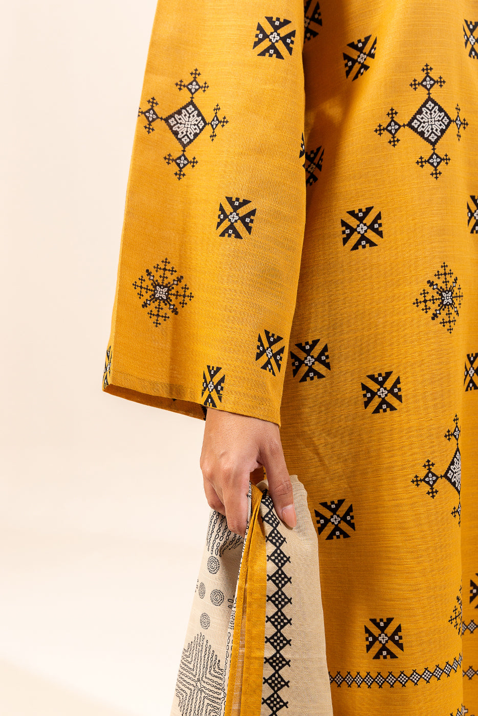3 Piece Printed Khaddar Suit-Tribal Radiance (Unstitched)