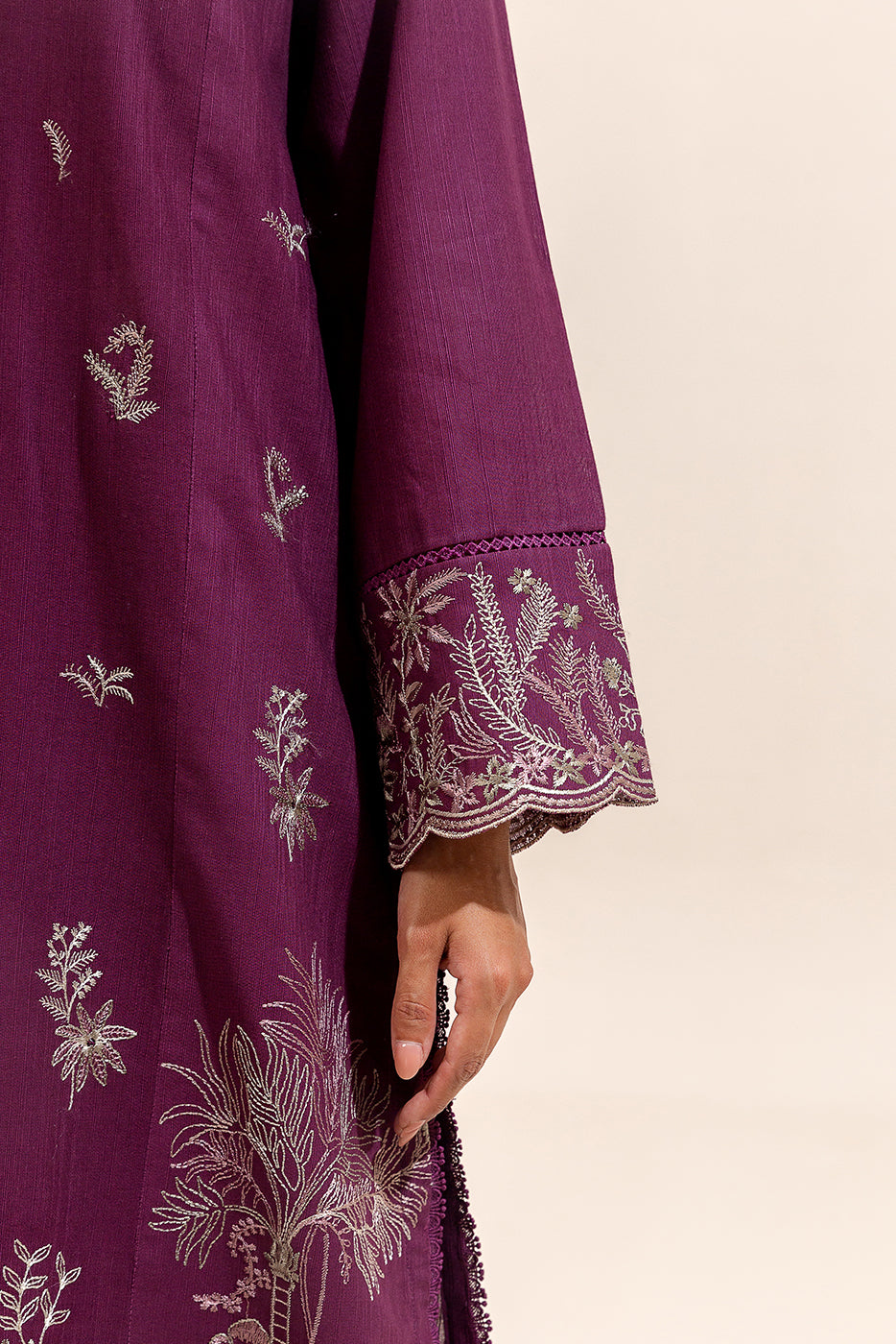 2 Piece Embroidered Khaddar Suit-Deep Berry (Unstitched)