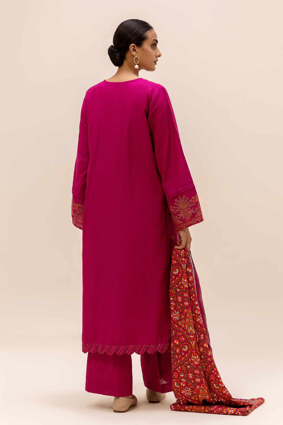 3 Piece Embroidered Khaddar Suit-Fuschia Haze (Unstitched)