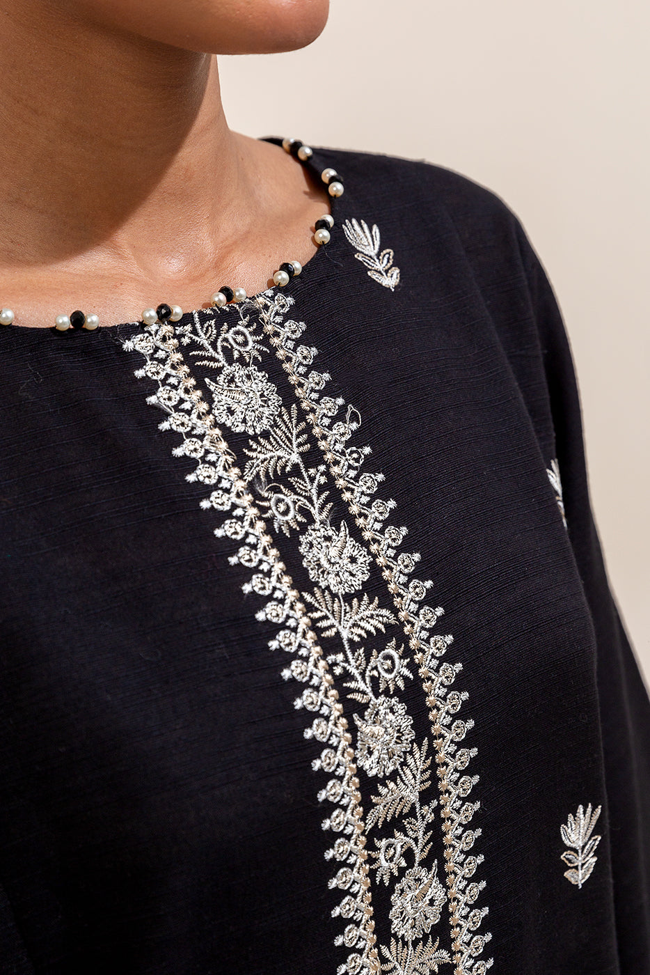 2 Piece Embroidered Khaddar Suit-Sable Mesh (Unstitched)