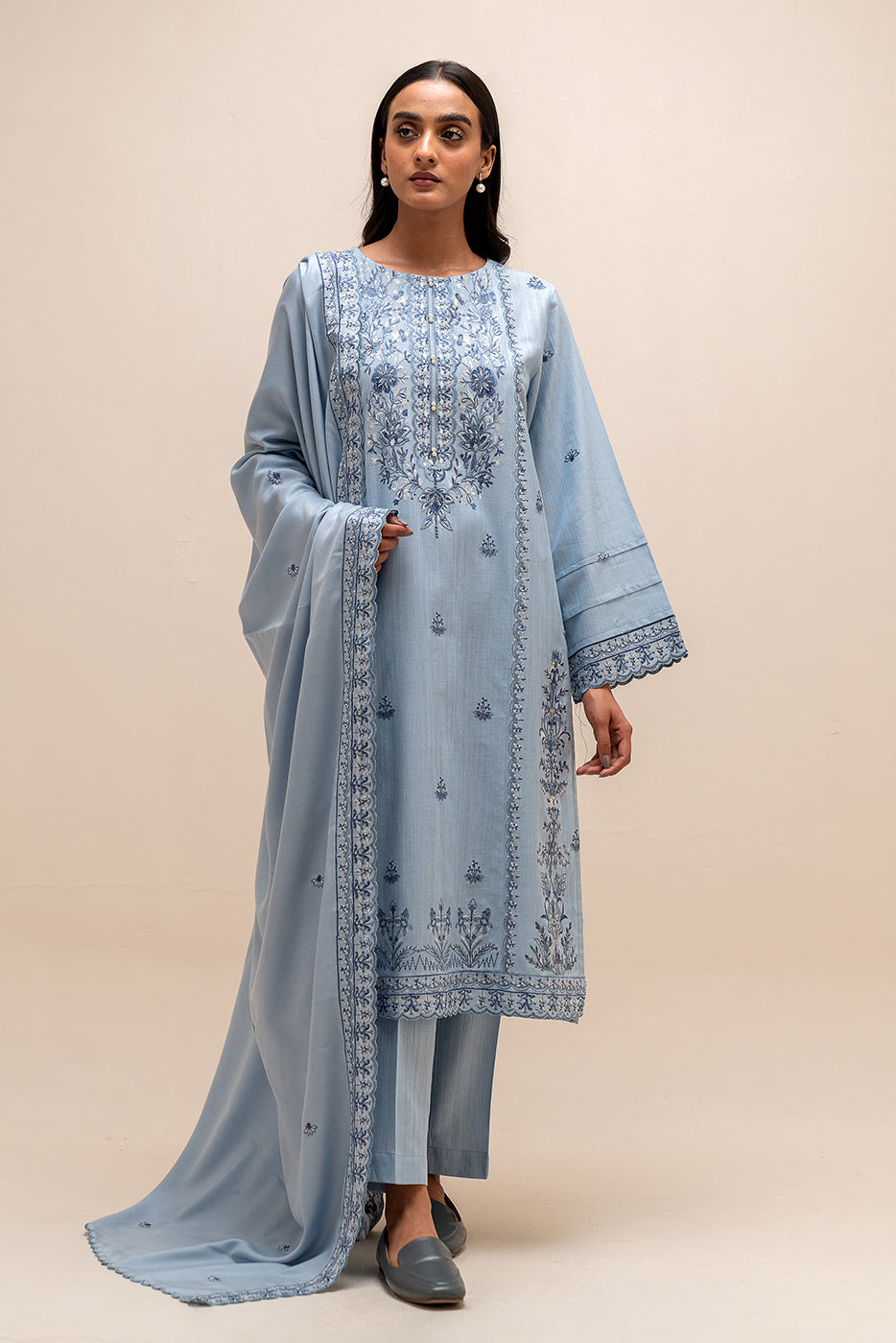 3 Piece Embroidered Khaddar Suit-Grey Mist (Unstitched)