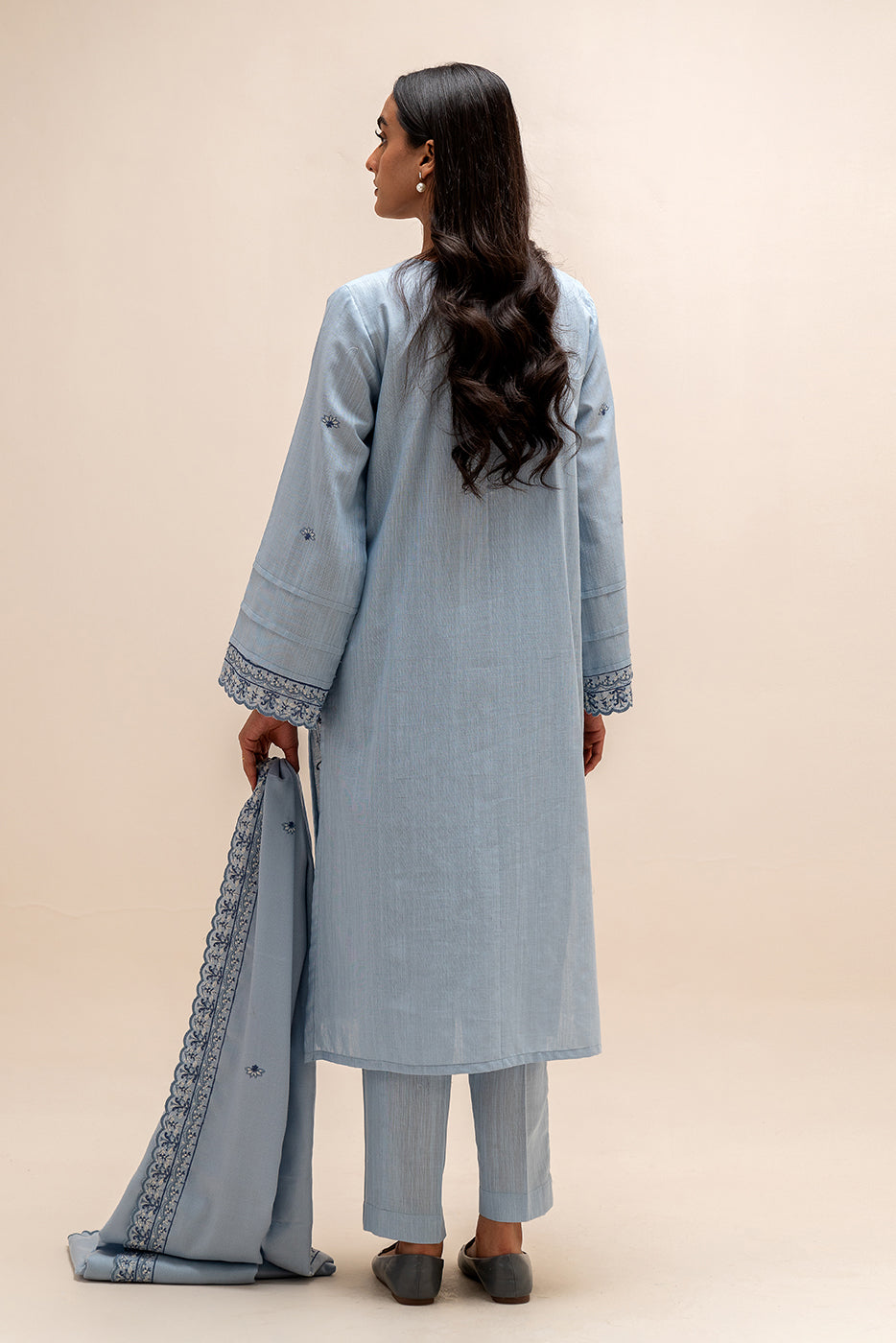 3 Piece Embroidered Khaddar Suit-Grey Mist (Unstitched)