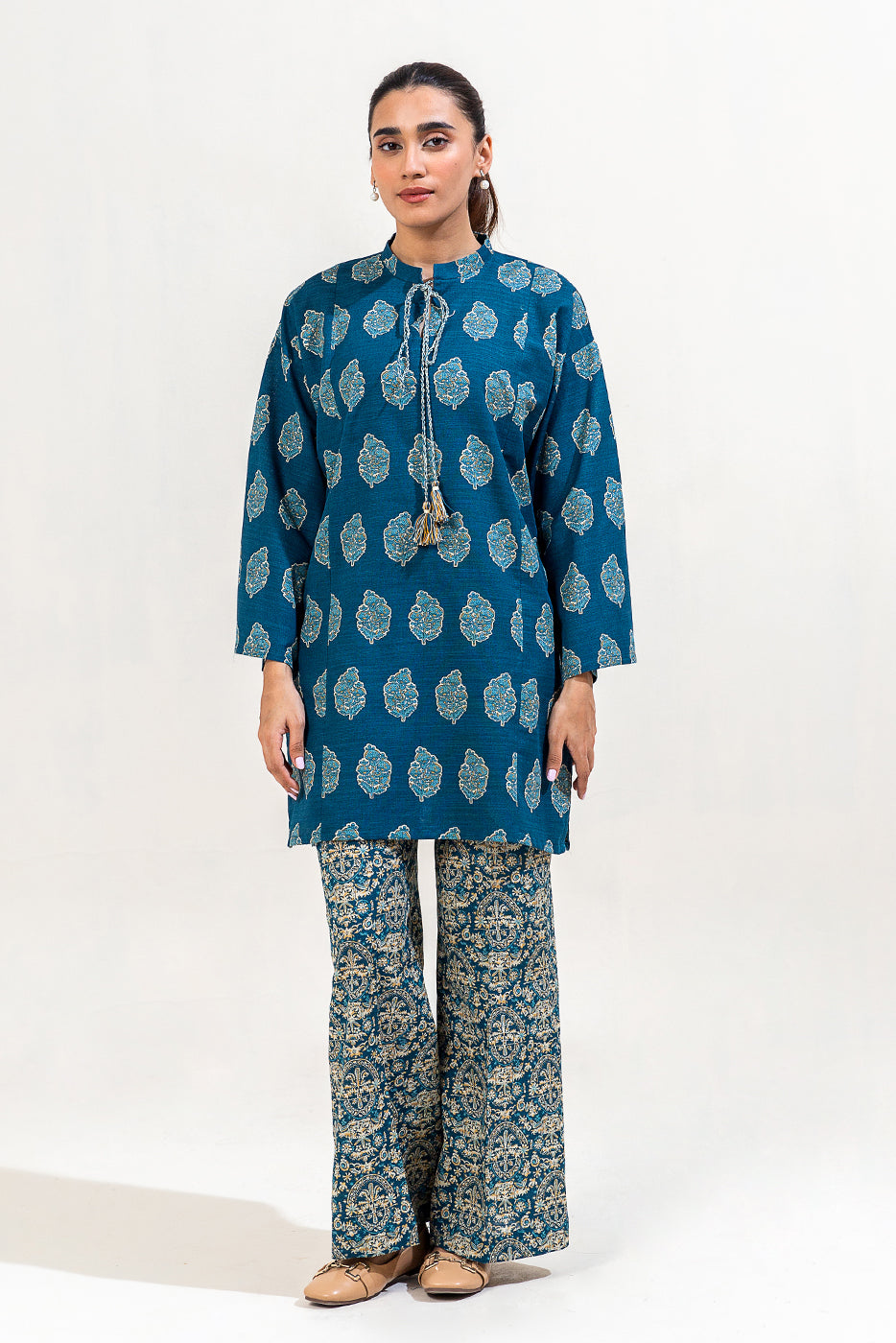2 Piece Printed Khaddar Suit-Berry Tale (Unstitched)