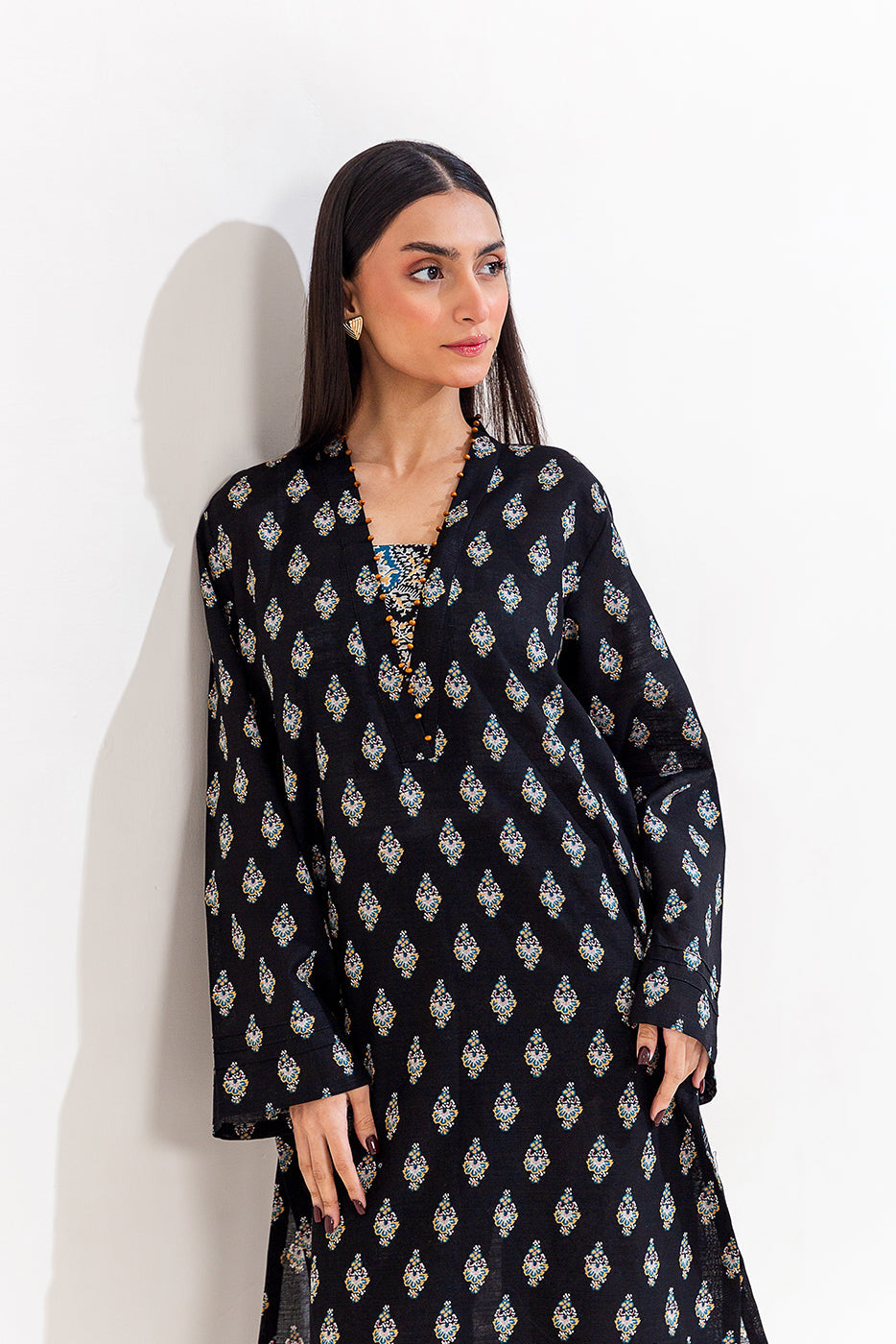 2 Piece Printed Khaddar Suit-Sable Serene (Unstitched)