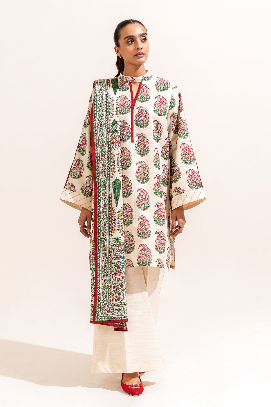 3 Piece Printed Khaddar Suit-Carnival Bloom (Unstitched)