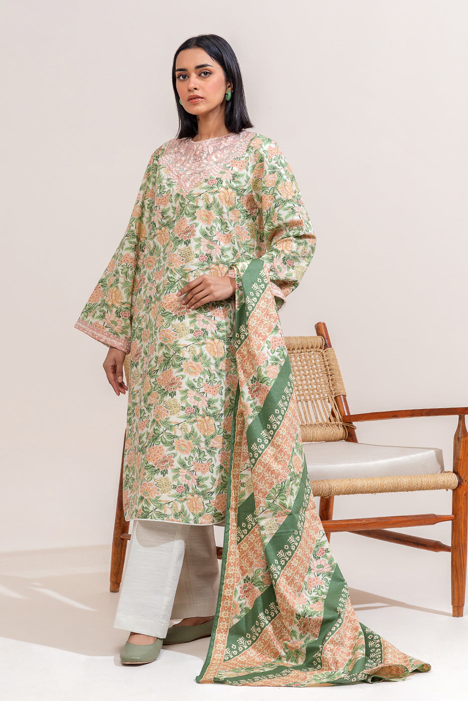 3 Piece Embroidered Khaddar Suit-Sage Orchid (Unstitched)