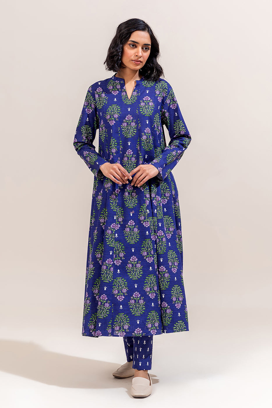 2 Piece Printed Khaddar Suit-Berry Garden (Unstitched)