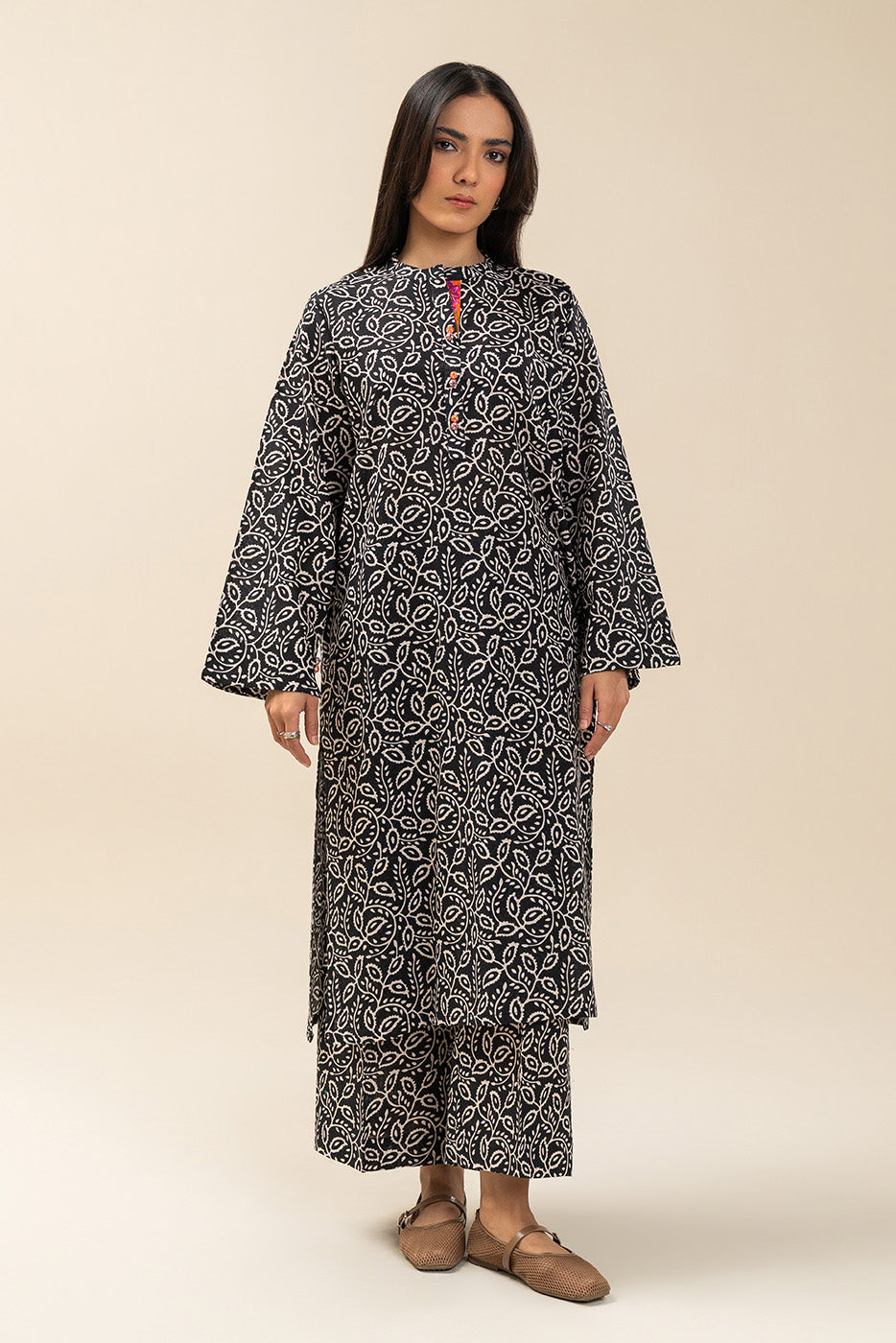 2 PIECE PRINTED KHADDAR SUIT (PRET)BT2250002DP2047-MULTI-2000000294534-8