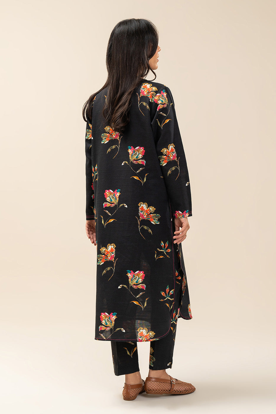 2 PIECE PRINTED KHADDAR SUIT (PRET)BT2250002DP2053-MULTI-2000000294564-8