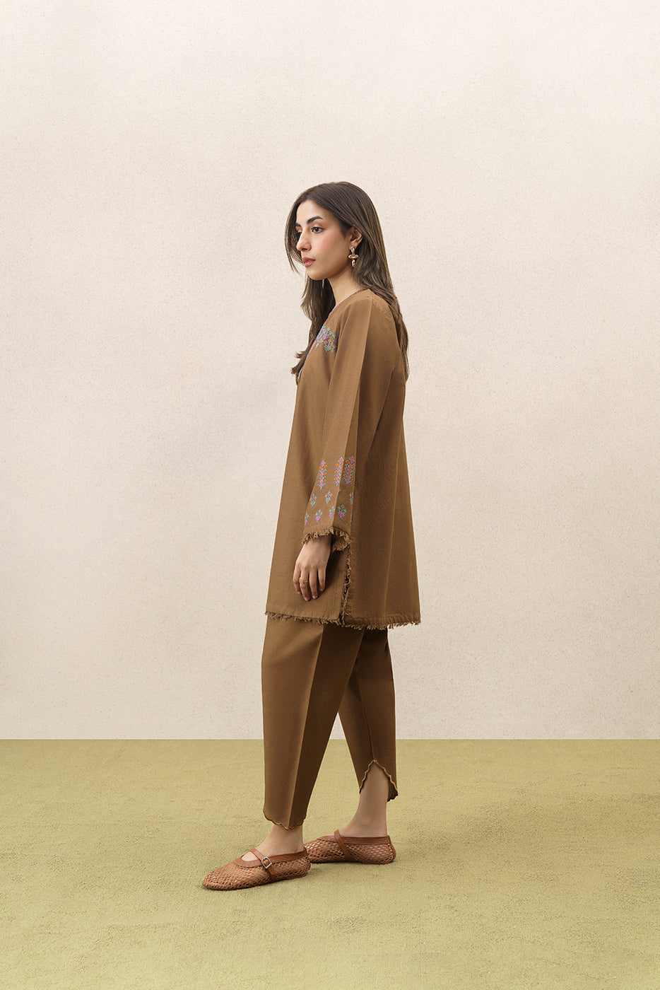 2 PIECE EMBROIDERED SLUB KHADDAR SUIT (PRET)