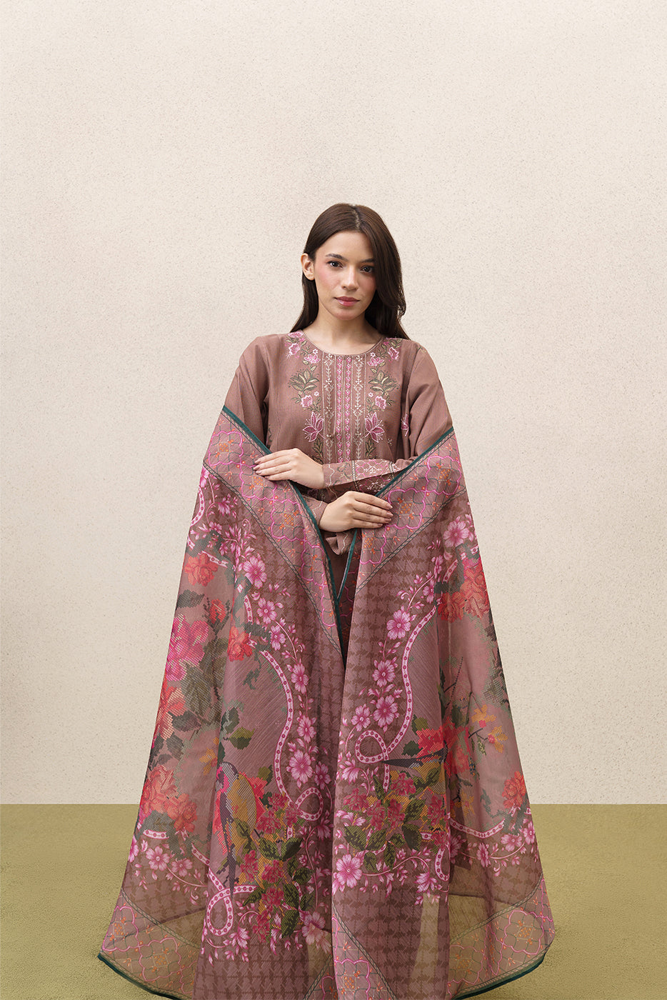 3 PIECE EMBROIDERED SLUB KHADDAR SUIT (PRET)