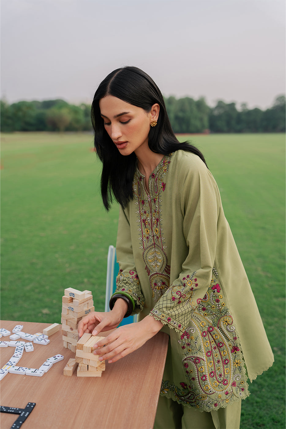 2 PIECE EMBROIDERED KHADDAR SUIT-PAISLEY RHYTHM ( UNSTITCHED )