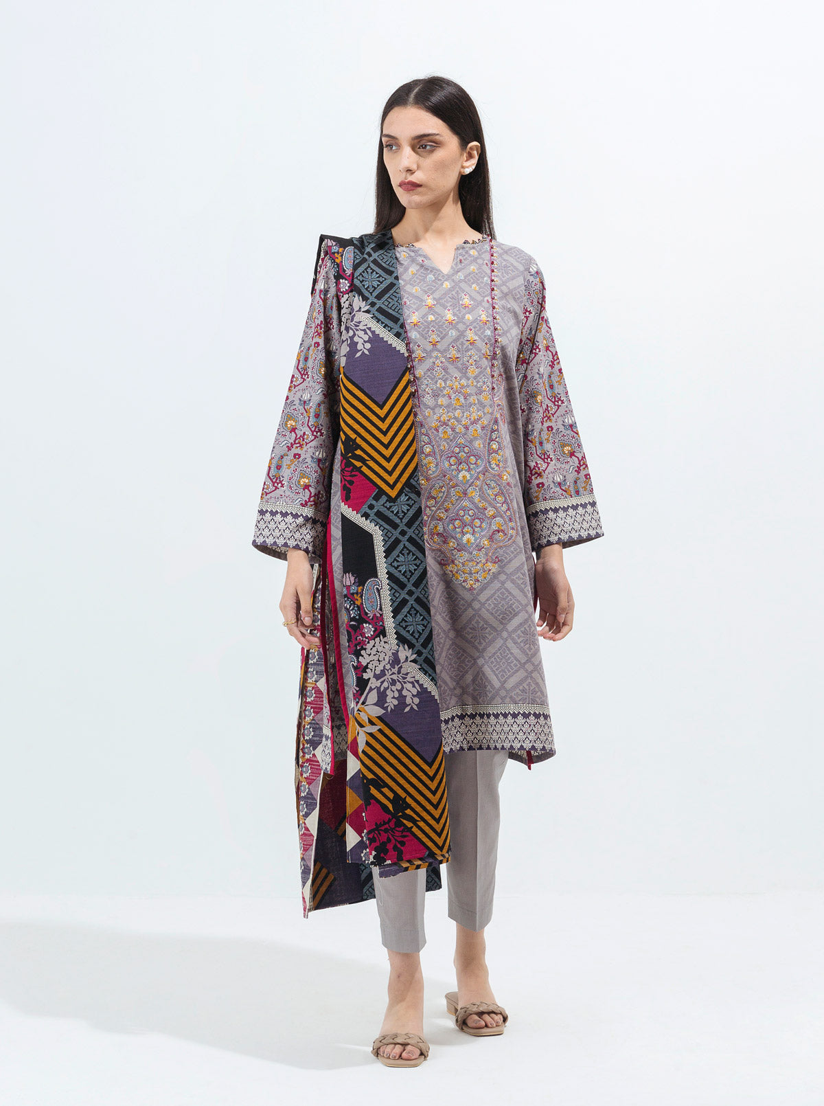 CLASSIC GREY-EMBROIDERED-3P (UNSTITCHED)BT2W21U41-GREY-2000000178314-3P