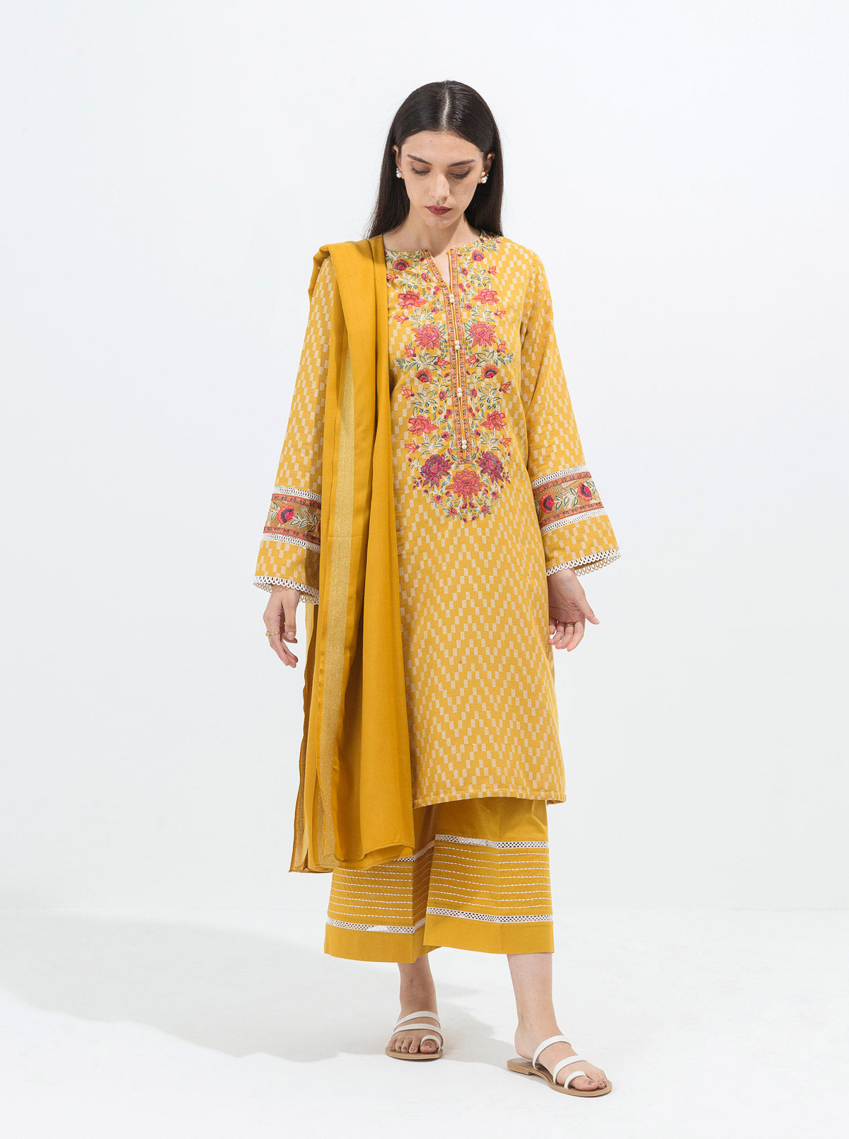 Golden Dew-Embroidered With Shawl-3P
