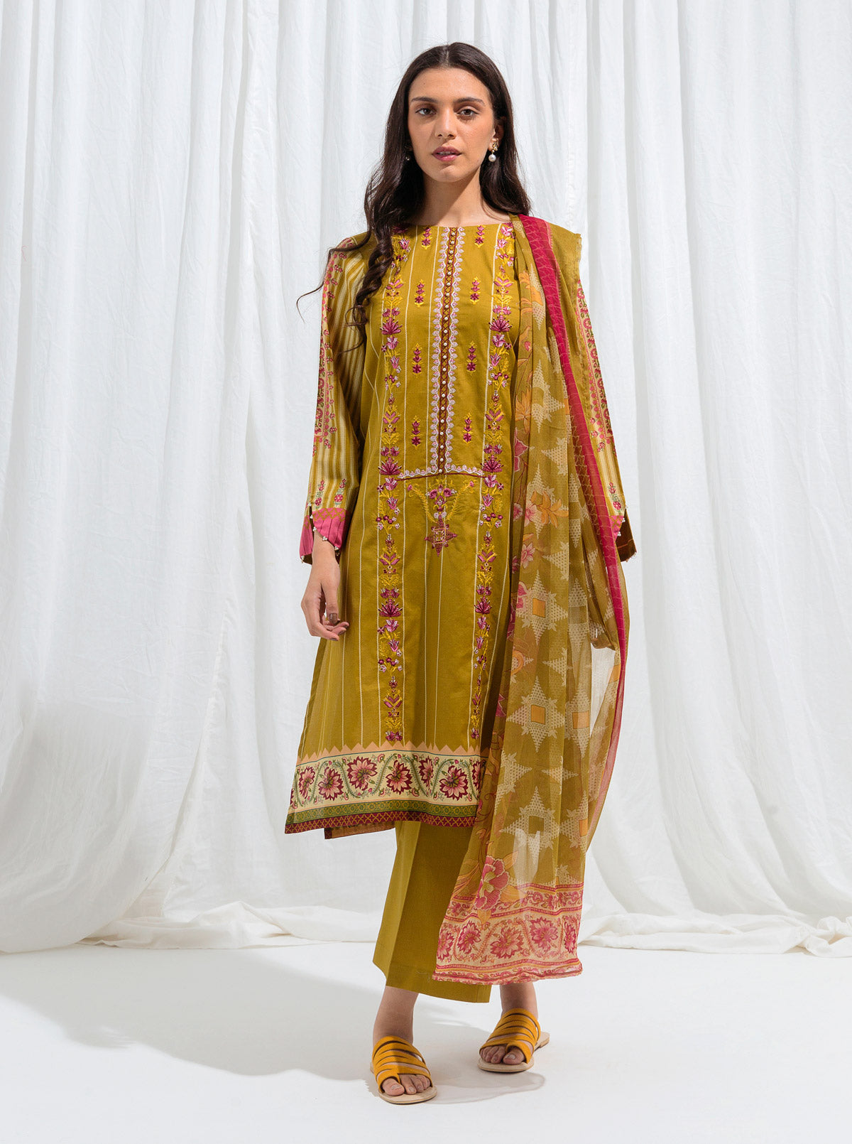Elegant Floriest-Embroidered -3P