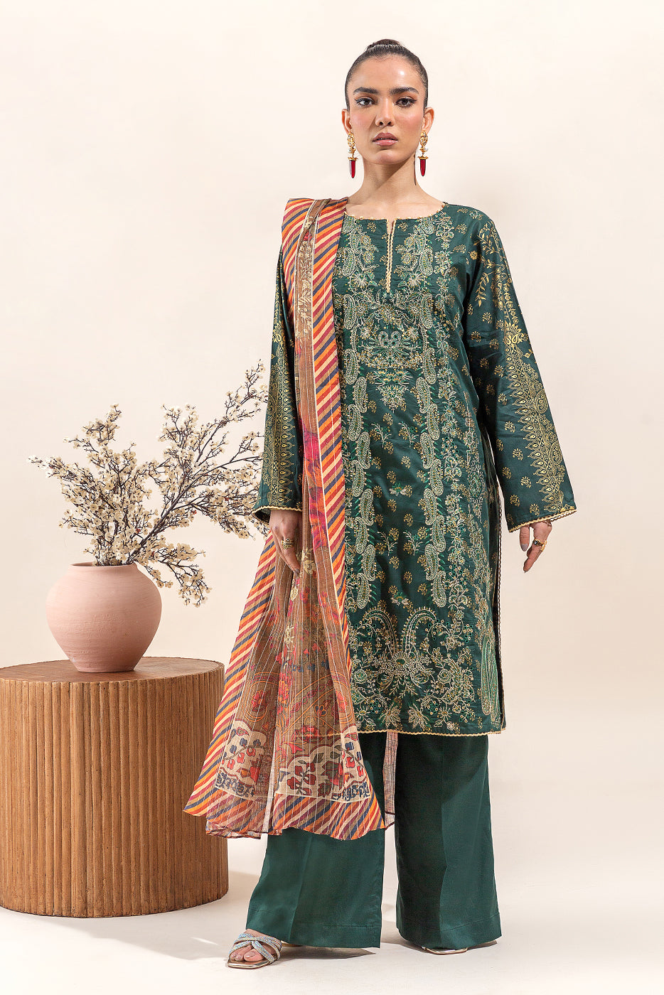3 Piece Embroidered Lawn Suit-Emerald Spruce(Unstitched)