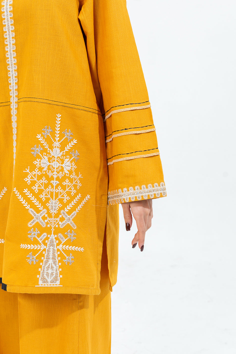2 Piece Embroidered Khaddar Suit (Pret)