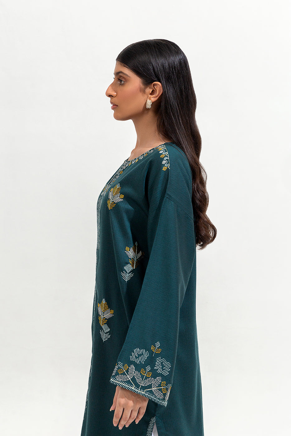 Embroidered Lawn Shirt (Pret)