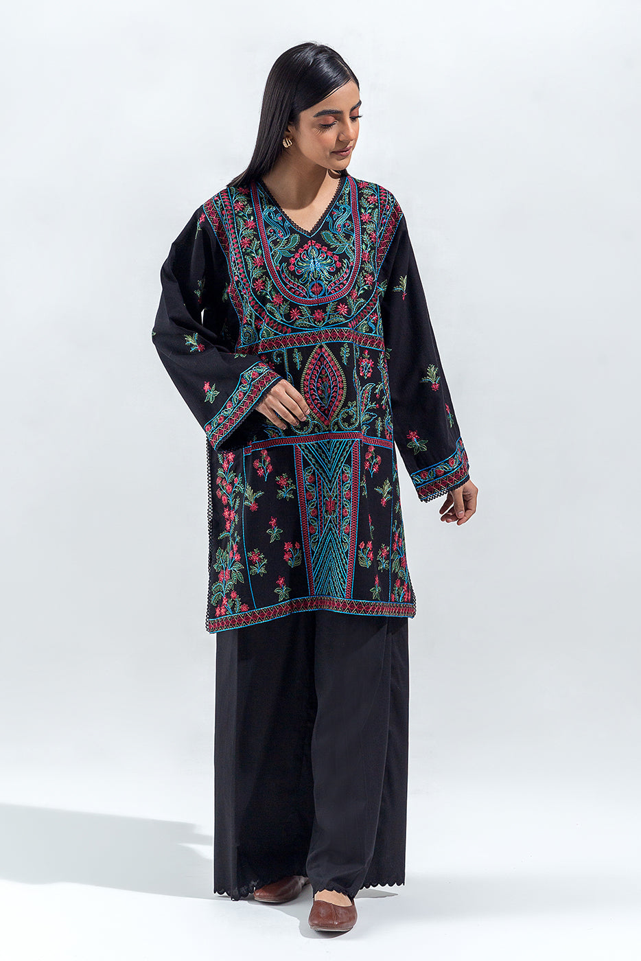 Embroidered Slub Khaddar Shirt(Pret)