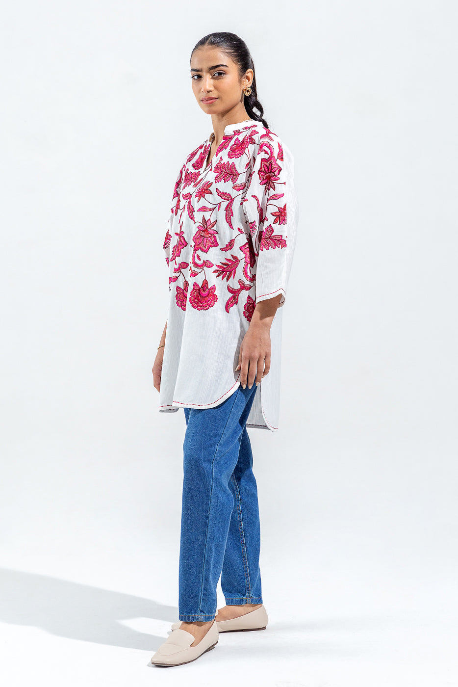 Embroidered Slub Khaddar Shirt (Pret)