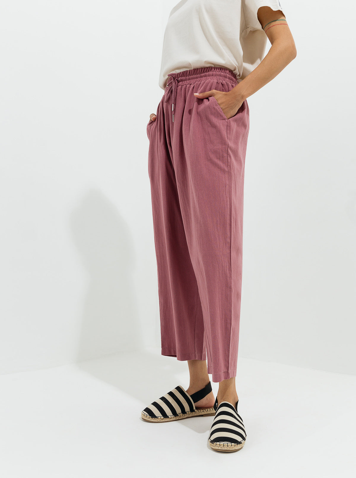 Tea Pink Linen Cropped Pants